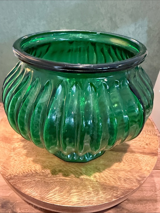 Other - E O Brody Vintage Green Ribbed Glass Vase